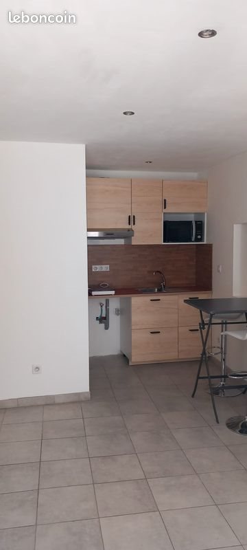 Appartement à louer, 19m², Pernes-les-Fontaines