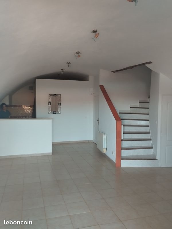 Appartement à louer, 65m², Carnoules