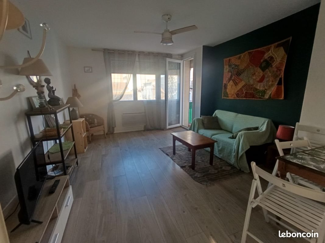 Appartement à louer, 61m², Sète