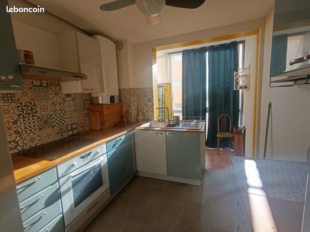 Appartement à louer, 61m², Sète