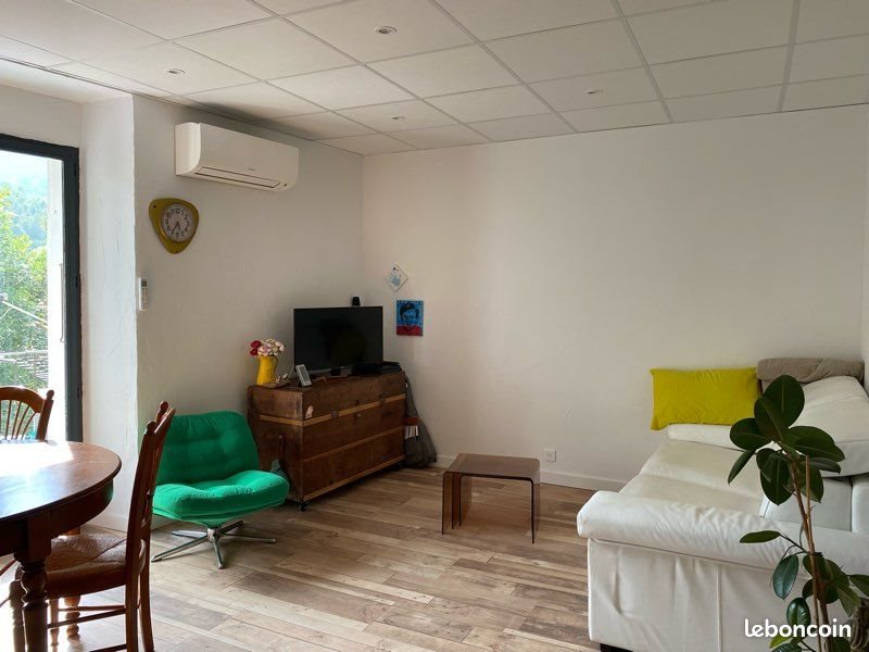 Appartement à louer, 58m², Annot