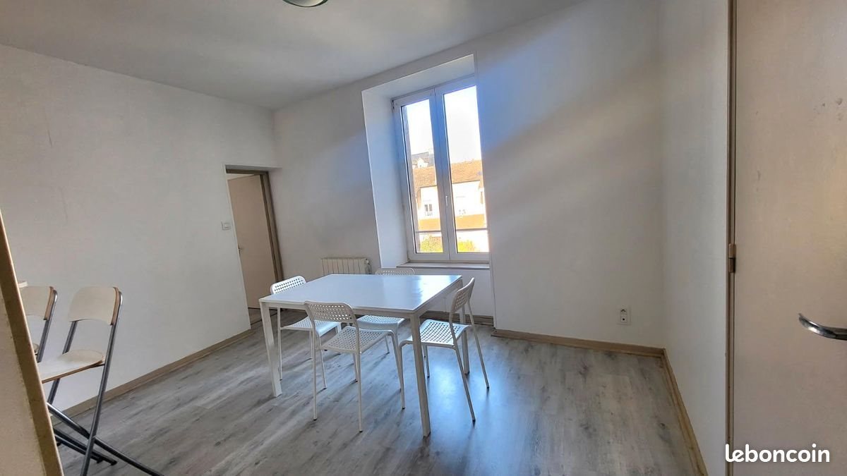 Appartement à louer, 40m², Gray