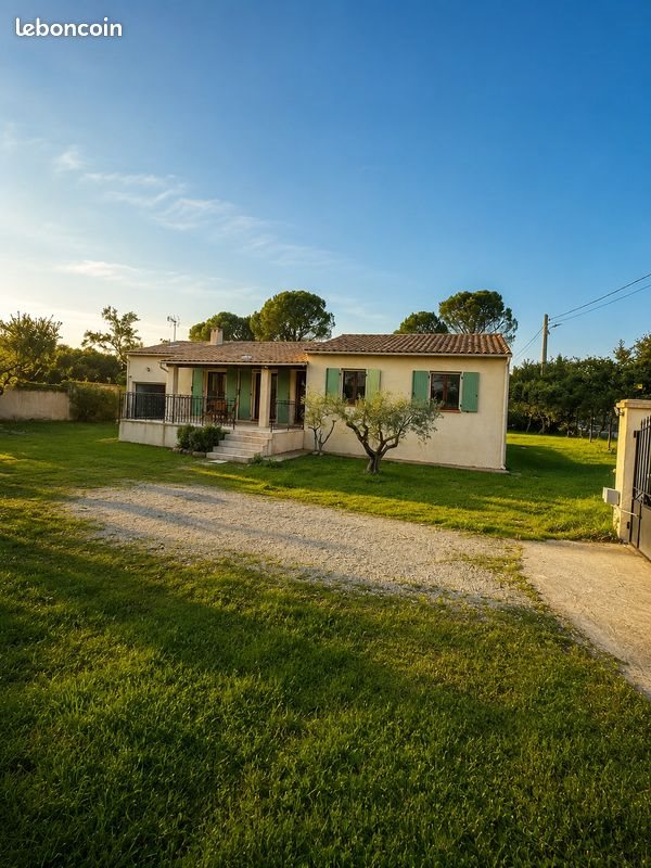 Maison à vendre, 100m², Aureille