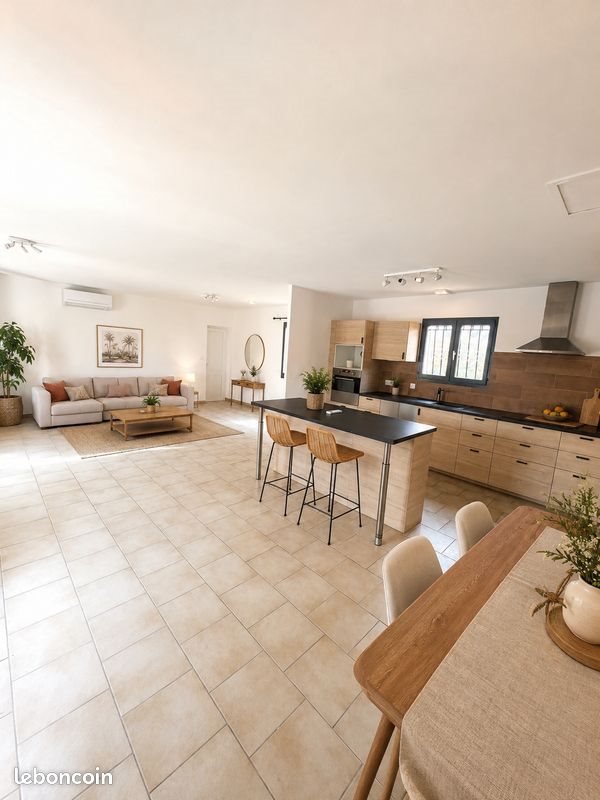 Maison à vendre, 100m², Aureille