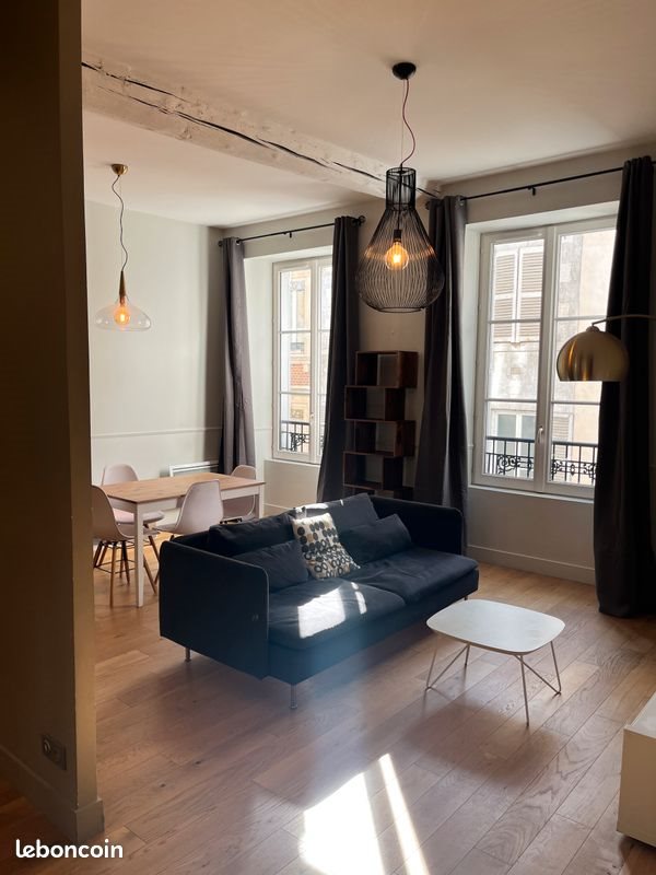Appartement à louer, 47m², Orléans