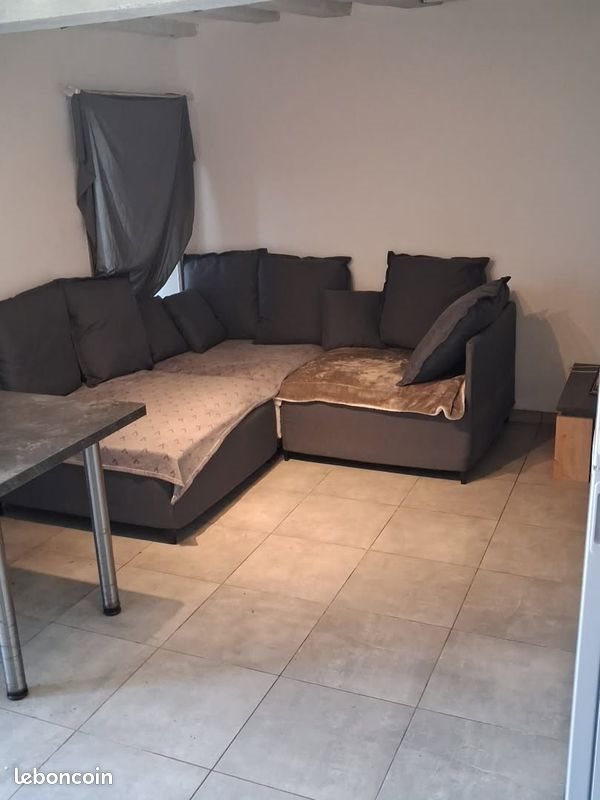 Appartement à louer, 30m², Fresnay-sur-Sarthe