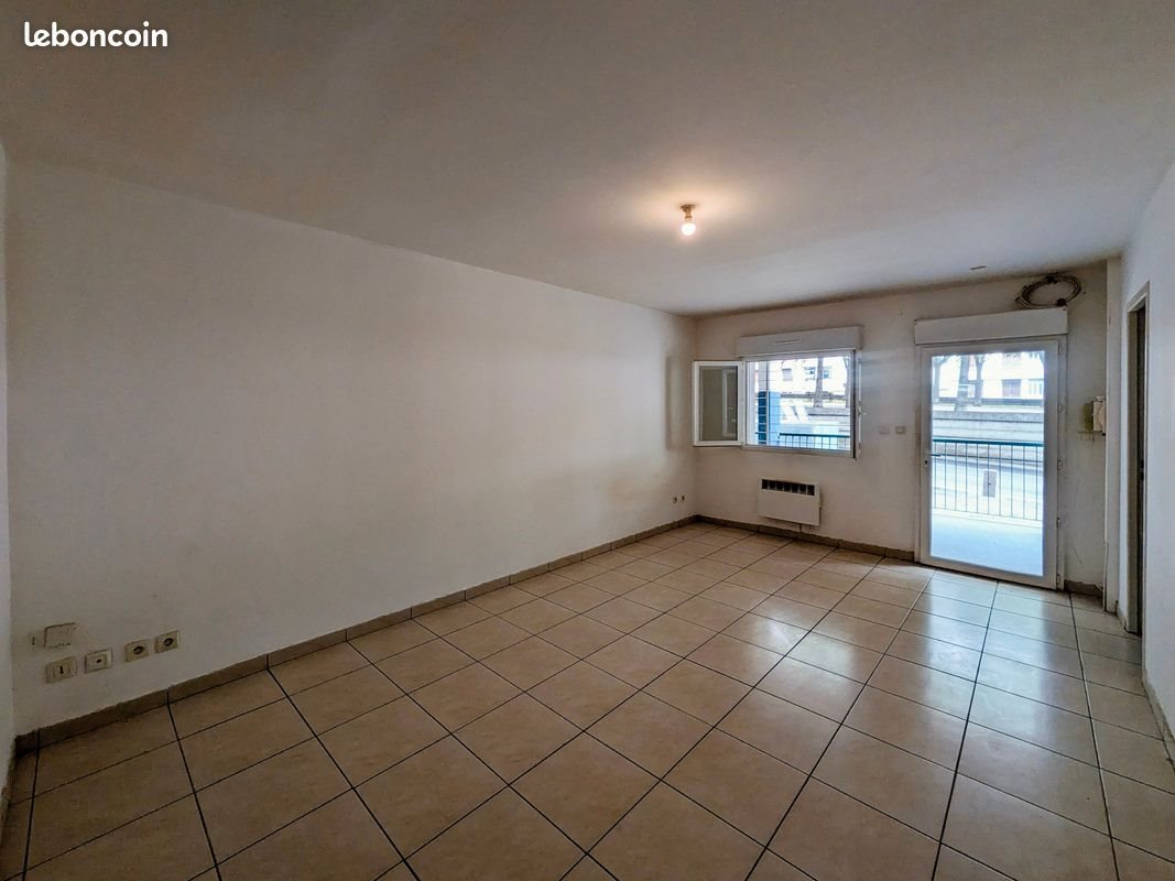 Appartement à louer, 45m², Nîmes