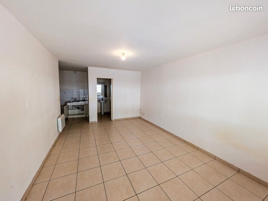 Appartement à louer, 45m², Nîmes