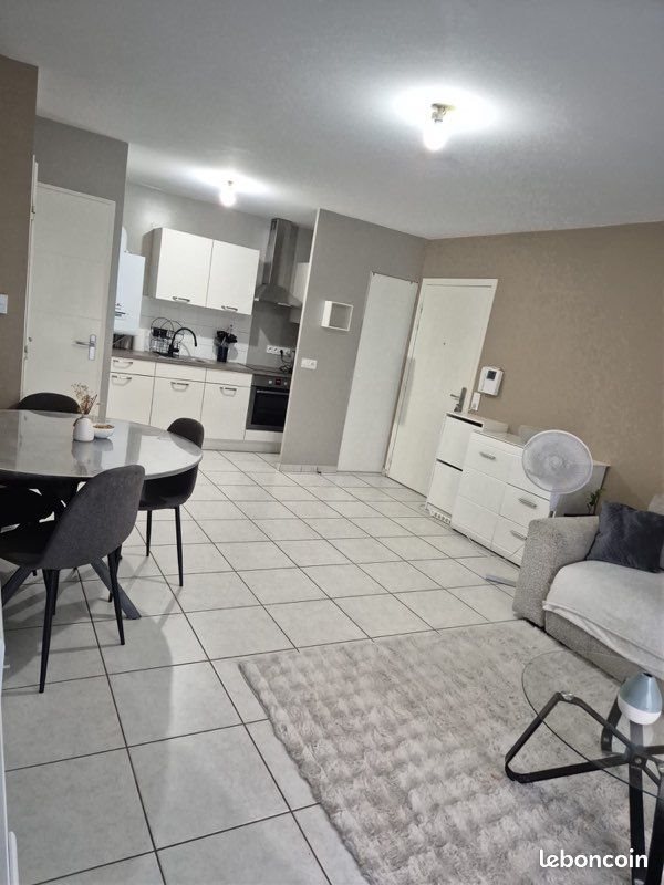 Appartement à louer, 47m², Douvaine