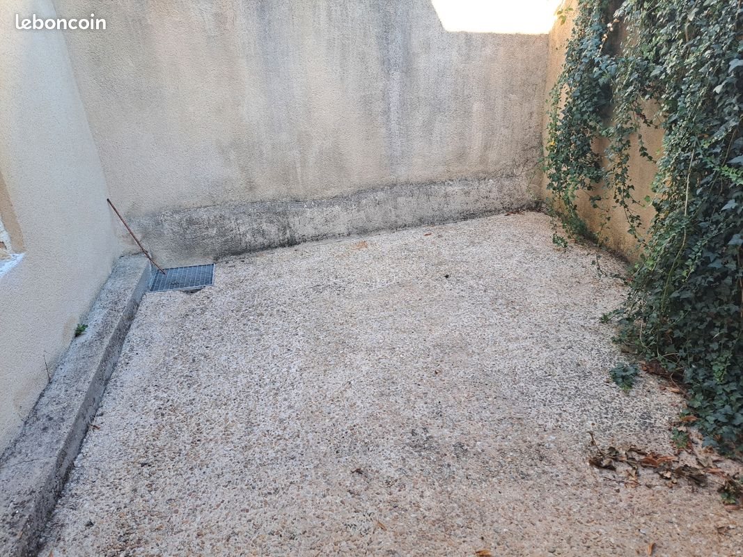 Maison à louer, 67m², Agonac