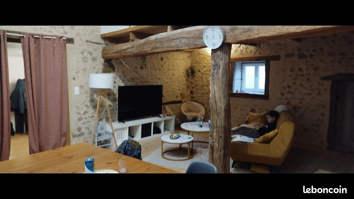 Appartement à louer, 100m², Montrem