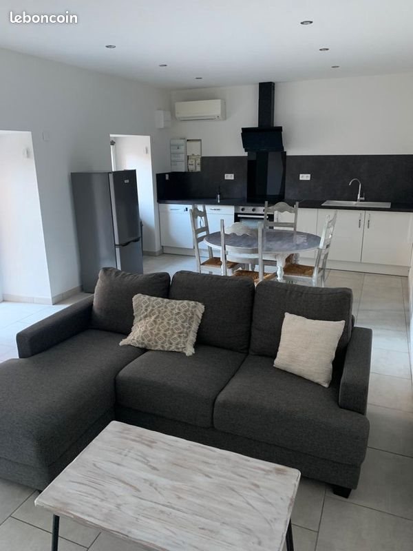 Appartement à louer, 45m², Saint-Marcel-d'Ardèche