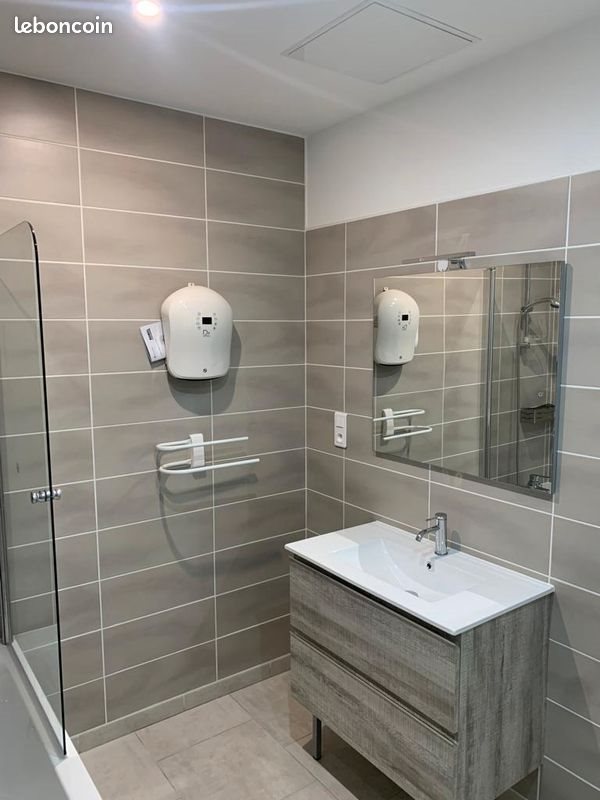 Appartement à louer, 45m², Saint-Marcel-d'Ardèche
