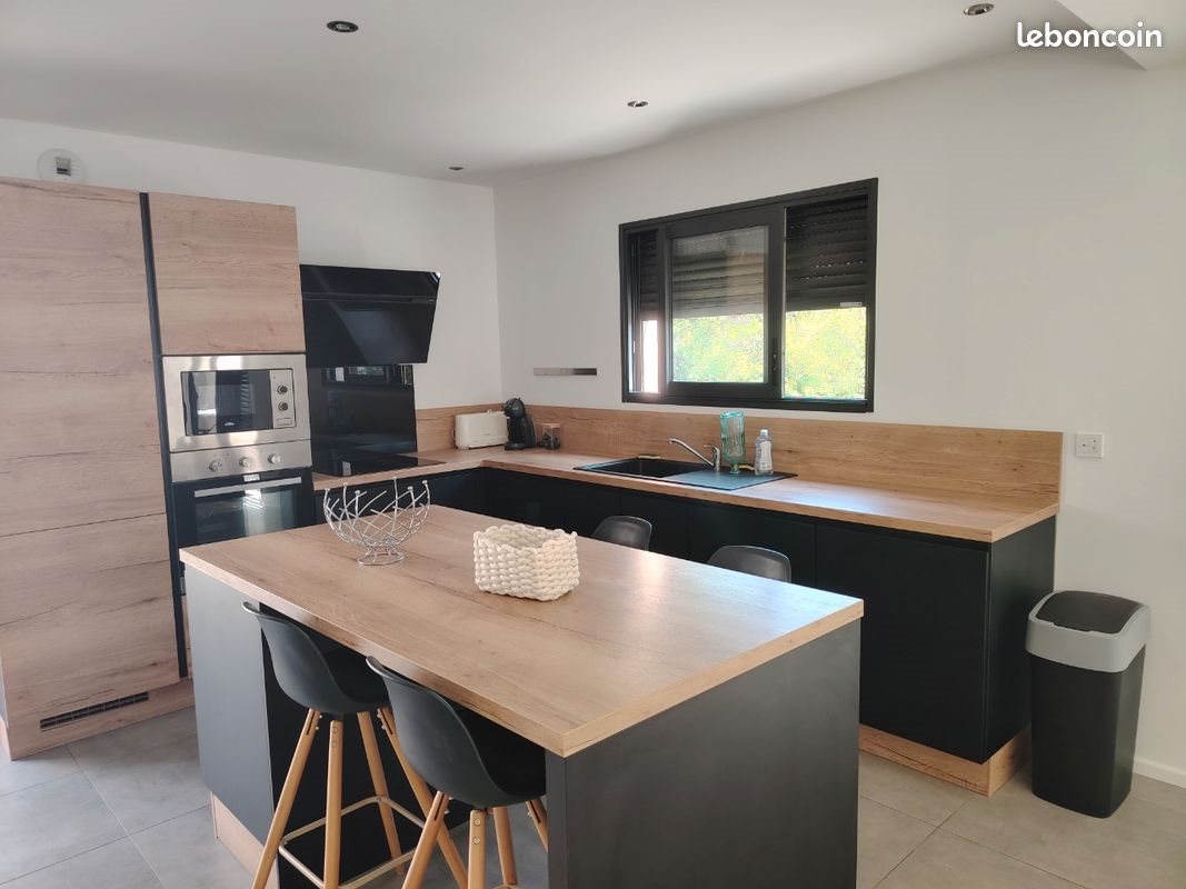Maison à louer, 87m², Le Pradet