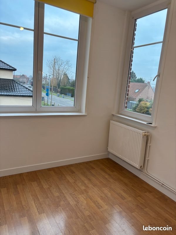 Appartement à louer, 26m², Provin