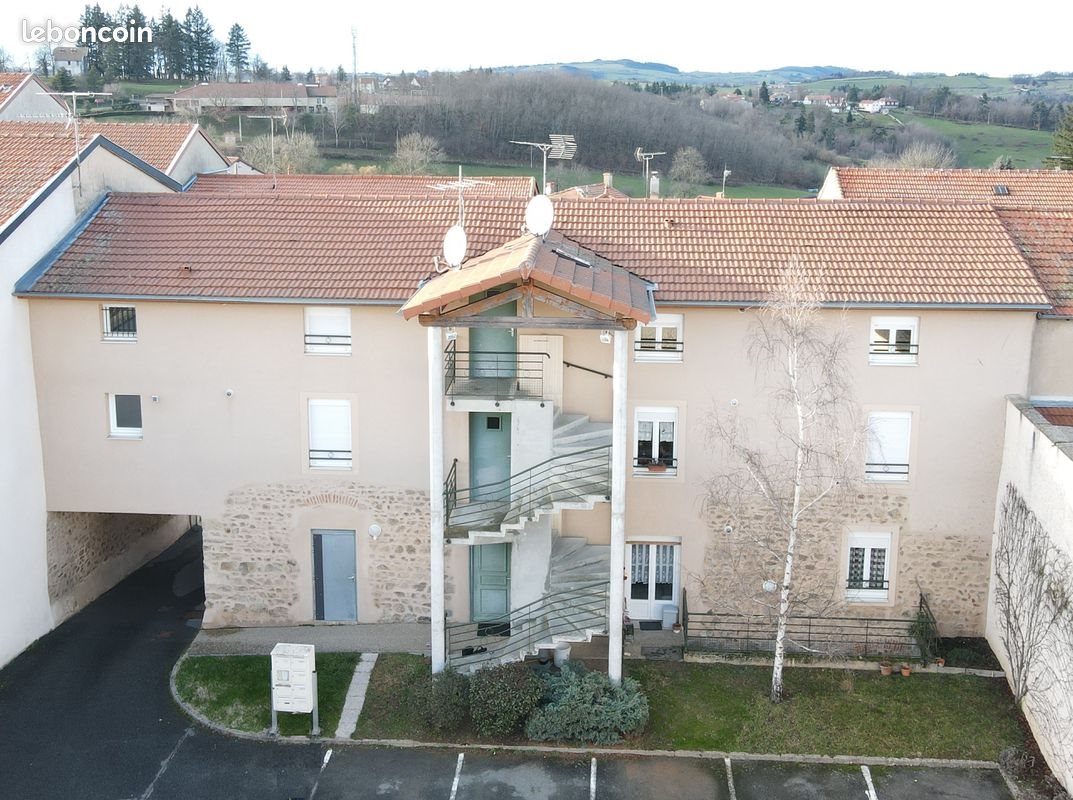Appartement à louer, 69m², Saint-Just-la-Pendue