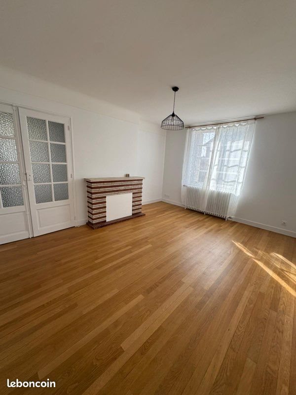 Maison à louer, 144m², Châteaubriant