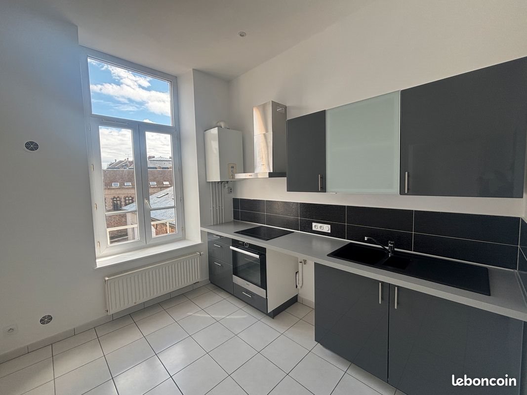 Appartement à louer, 58m², Sedan