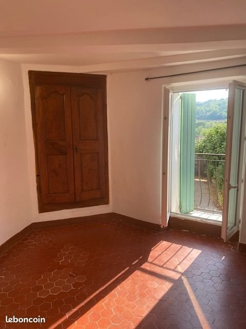 Maison à vendre, 90m², Montmeyan