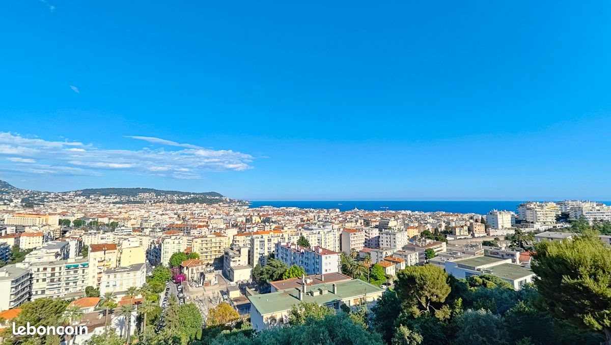 Appartement à louer, 72m², Nice