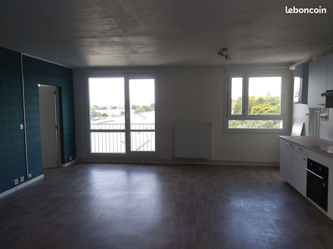Appartement à louer, 77m², Fougères