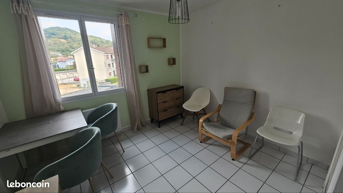 Appartement à louer, 70m², Vinay