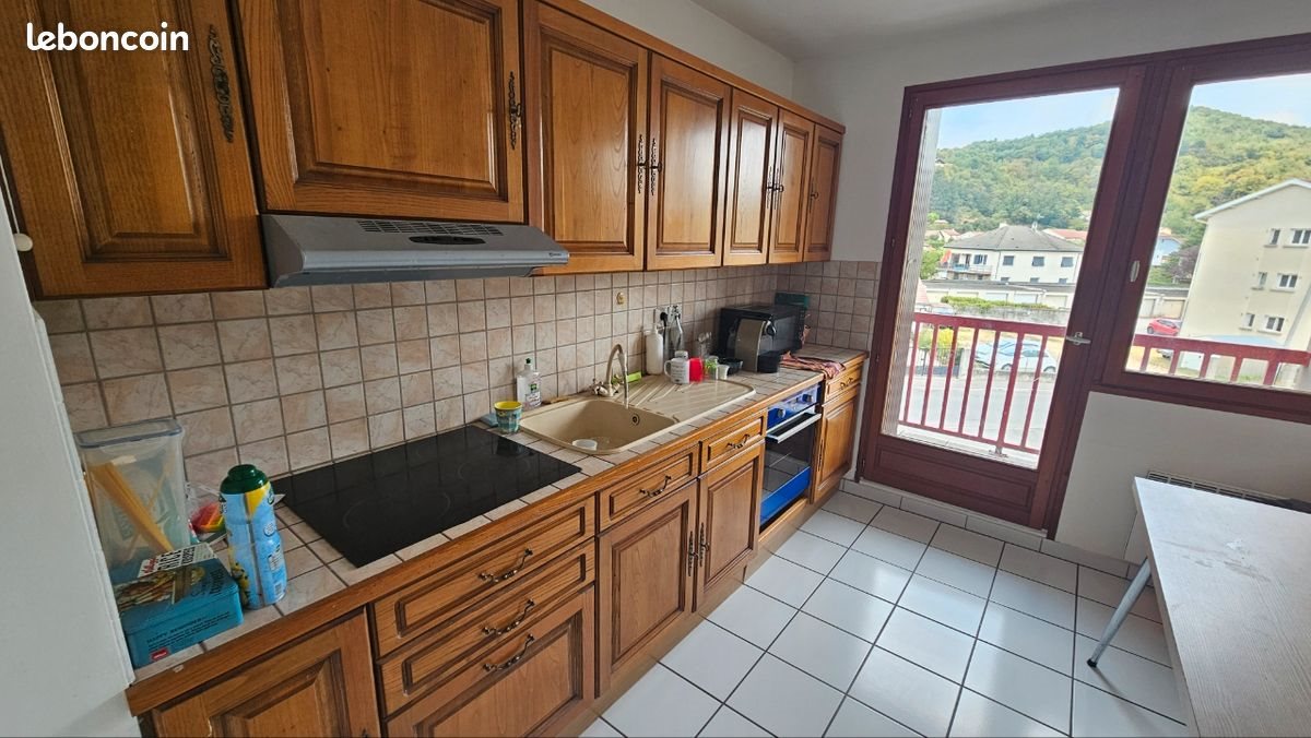 Appartement à louer, 70m², Vinay