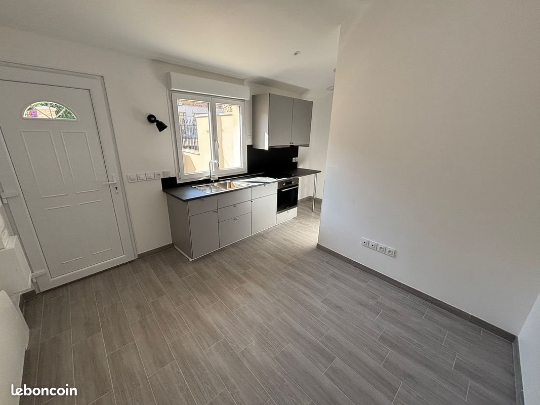 Maison à louer, 24m², Soisy-sur-Seine