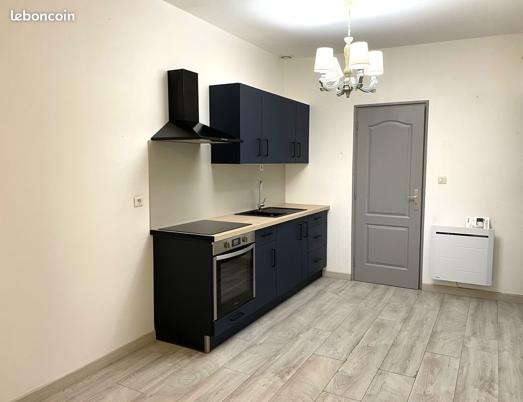 Maison à louer, 44m², Pré-en-Pail