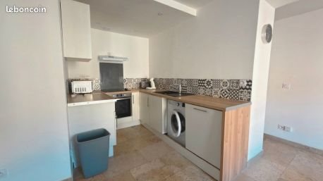 Appartement à louer, 43m², Meyrargues