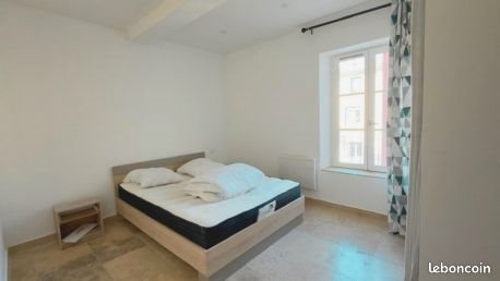 Appartement à louer, 43m², Meyrargues
