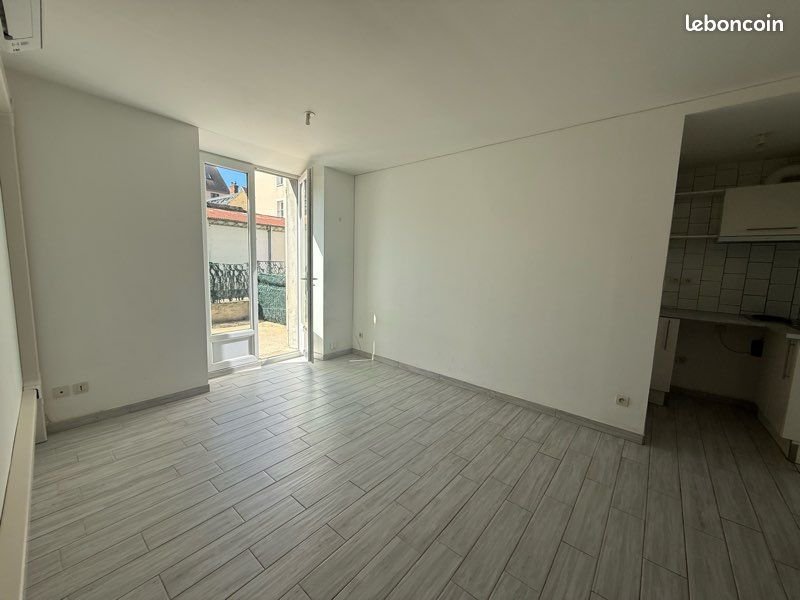 Appartement à louer, 30m², Nemours