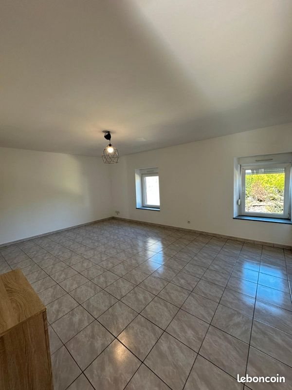 Appartement à louer, 75m², Etzling