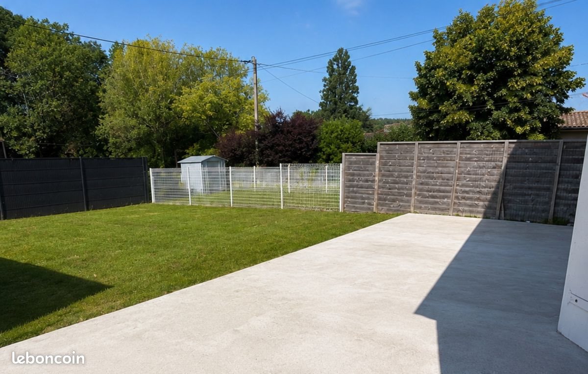 Maison à louer, 99m², Néac