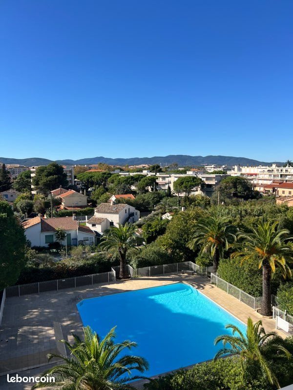 Appartement à vendre, 45m², Fréjus