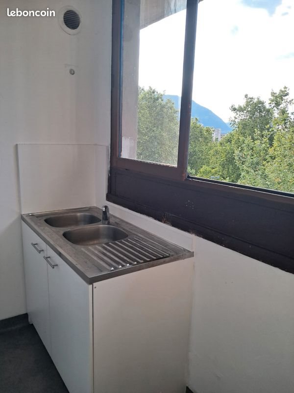Appartement à louer, 27m², Grenoble
