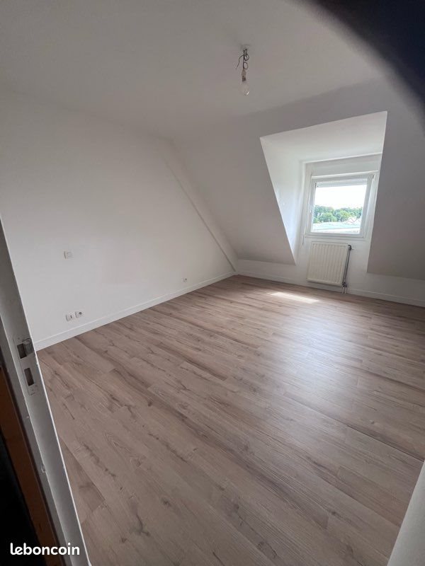 Appartement à louer, 75m², Mellac