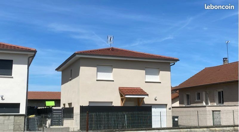 Maison à louer, 120m², Pont-de-Chéruy