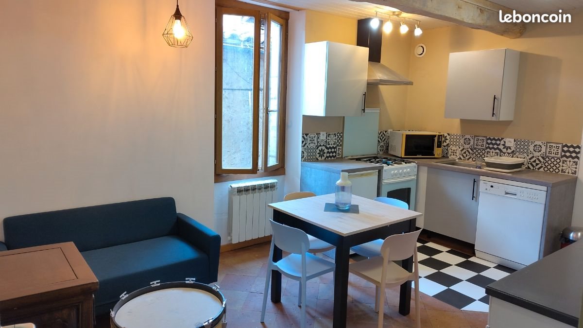 Appartement à louer, 45m², Montans