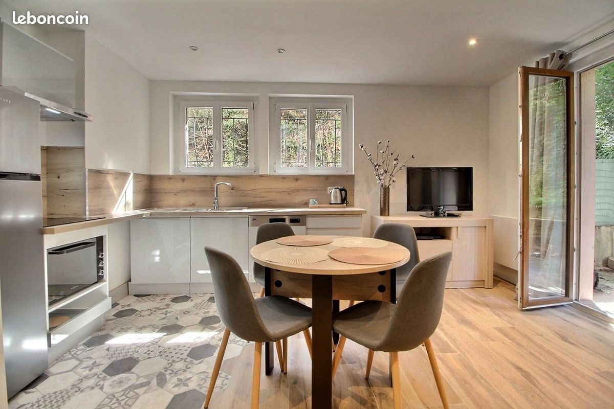 Appartement à louer, 57m², Evian-les-Bains