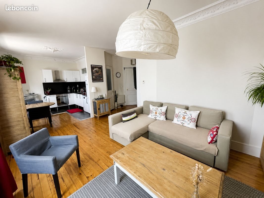 Appartement à louer, 70m², Saint-Etienne