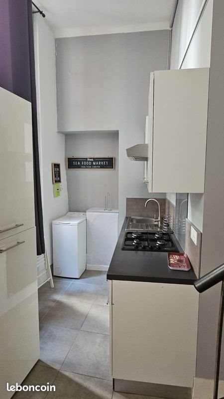 Appartement à louer, 26m², Nîmes