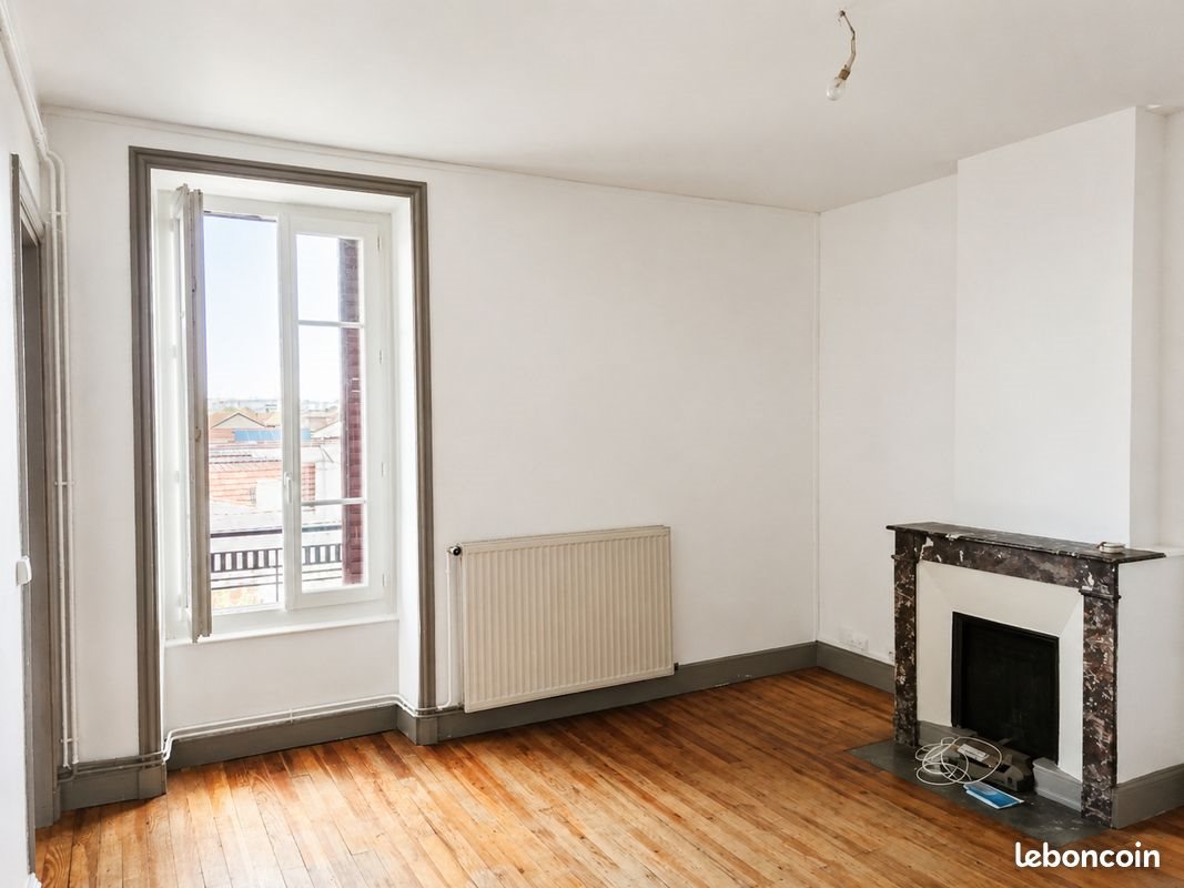 Appartement à louer, 53m², Roanne