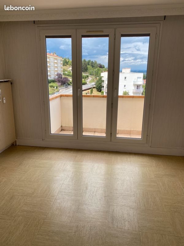 Appartement à louer, 79m², Saint-Genest-Lerpt
