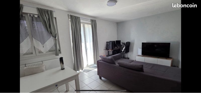 Appartement à louer, 85m², Lure