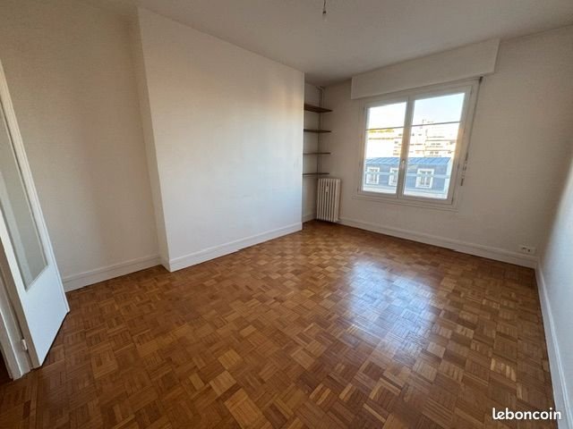 Appartement à louer, 53m², Courbevoie