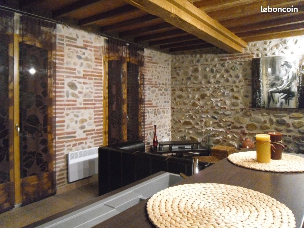 Maison à louer, 80m², Villeneuve-la-Rivière