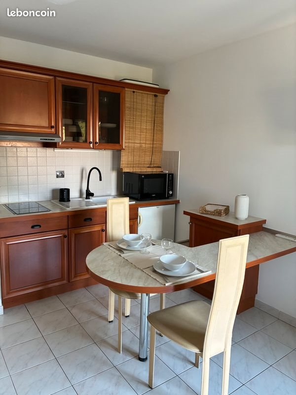 Appartement à louer, 23m², Hyères