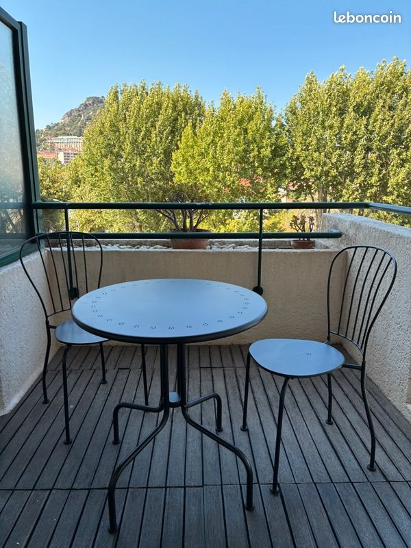 Appartement à louer, 23m², Hyères