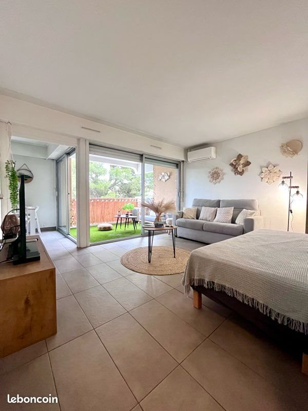 Appartement à louer, 31m², Antibes